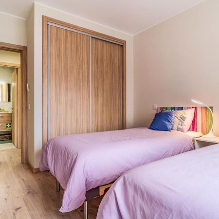 Sunny Brand New 2-Bedroom Apt - 500M From Praia Da Rocha With Ac And Pool! Portimão Exterior foto