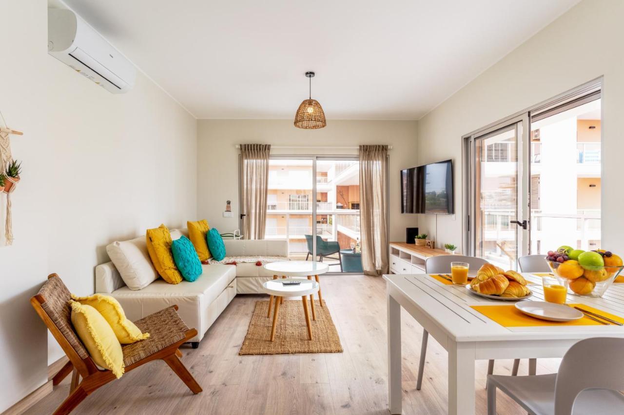 Sunny Brand New 2-Bedroom Apt - 500M From Praia Da Rocha With Ac And Pool! Portimão Exterior foto