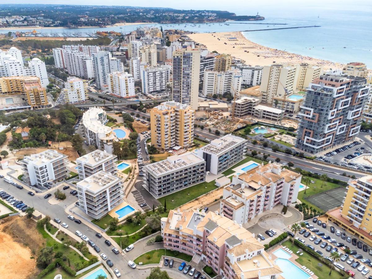 Sunny Brand New 2-Bedroom Apt - 500M From Praia Da Rocha With Ac And Pool! Portimão Exterior foto